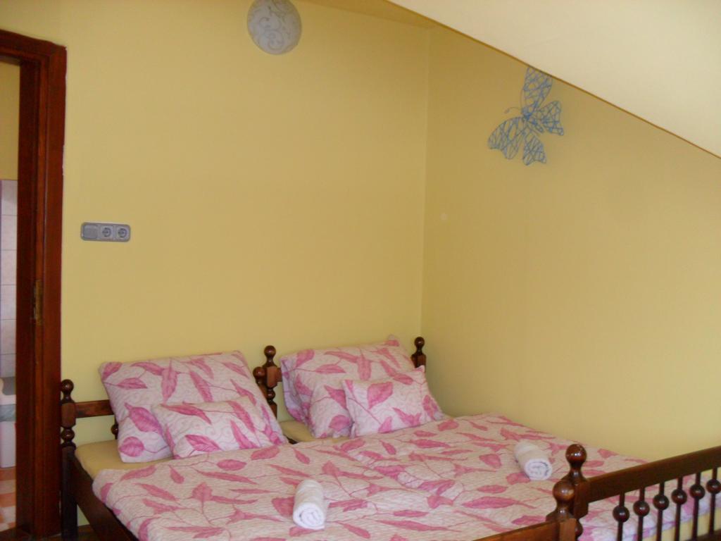 Oazis Apartman Harkany Exterior photo